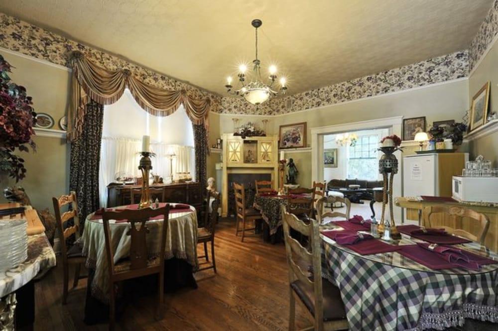 Austin'S Inn At Pearl Street Экстерьер фото